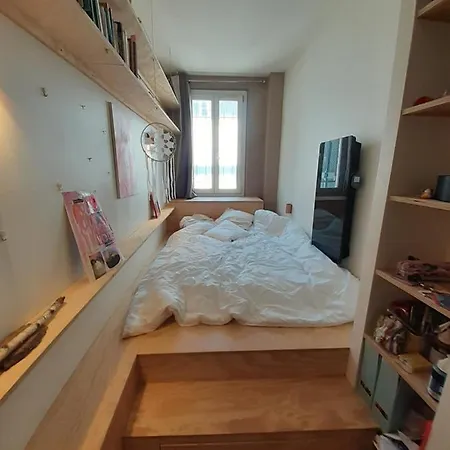 Pres De Montmartre باريس